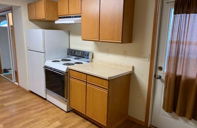 2 bed 1 bath Single Family Home in Wausau photos photos