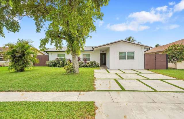 7506 SW 7TH Court Gallery 1