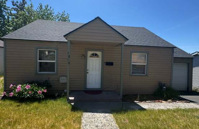2 bed 1 bath house in great neighborhood - Close to OIT and Skylakes photos photos