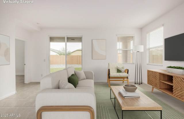 3048 E RIDING BOOT Way Gallery 2