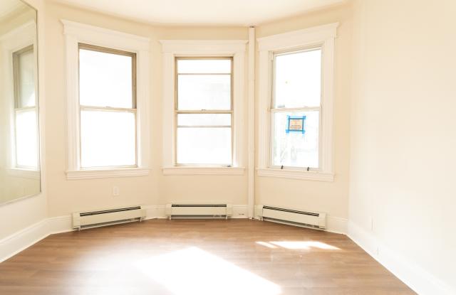 168 Bergen Avenue - 168 Bergen Avenue, Jersey City, NJ 07305