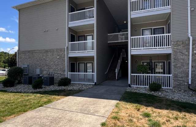 2BR 2BA Condo with All Appliances Included photos photos