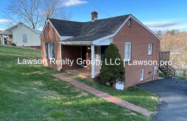 Charming Brick Home in Vinton with Finished Basement photos photos