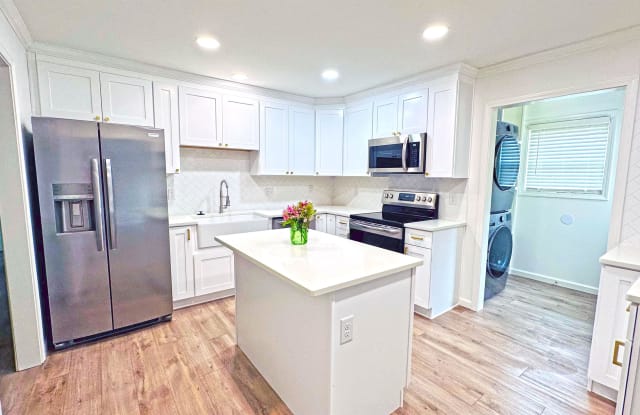 108 Blacks Drive photos photos