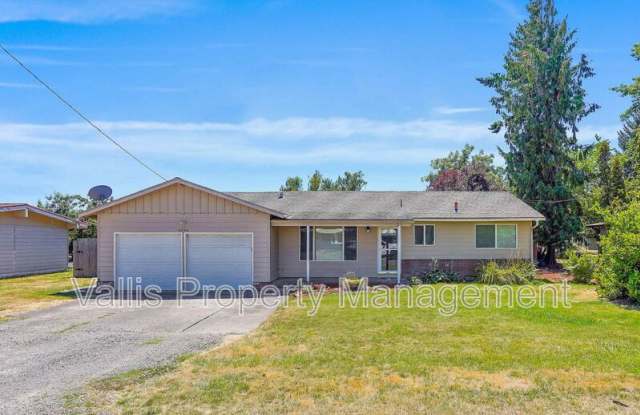 4394 Country Ln NE photos photos