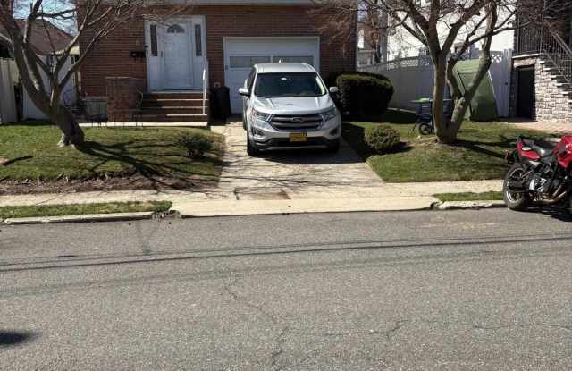 146 Robinson Avenue photos photos