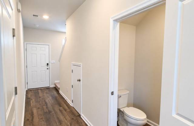 874 PEACEFUL Lane Gallery 4