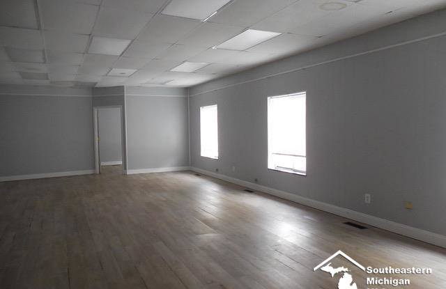 15583 S DIXIE Gallery 4