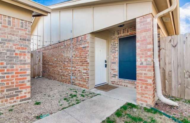 10263 Aurora Drive - 10263 Aurora Drive, Fort Worth, TX 76108