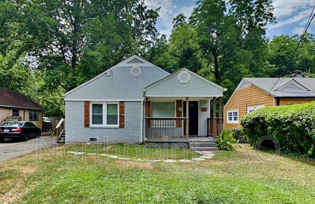 130 Stratford Dr NW - 130 Stratford Drive Northwest, Atlanta, GA 30311