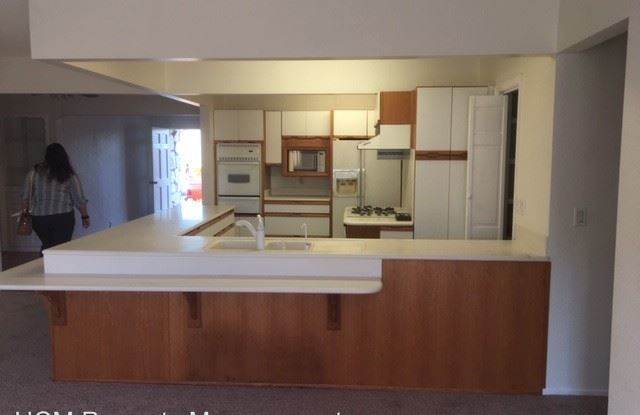 2616 E 218th Place Gallery 4