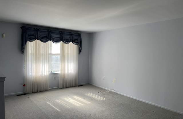 4715 Summersweet Dr Gallery 3