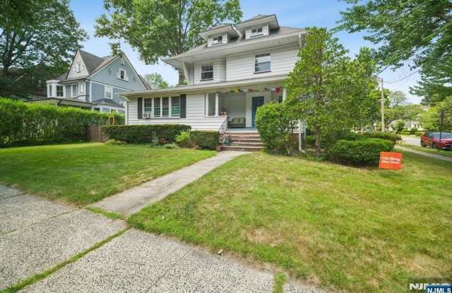 124 Midland Avenue photos photos