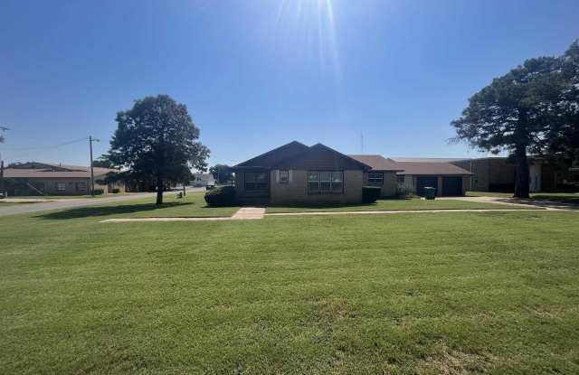 2015 E BANK STREET photos photos