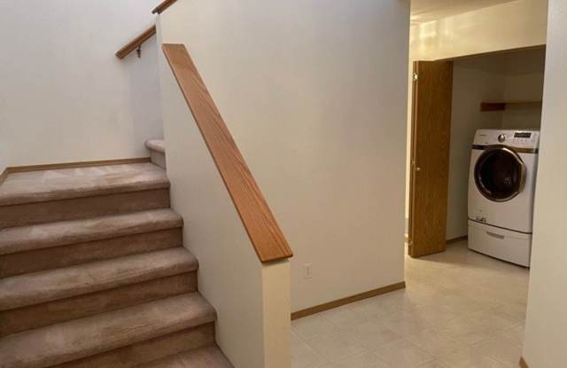 19569 Highland Ridge Drive Gallery 2