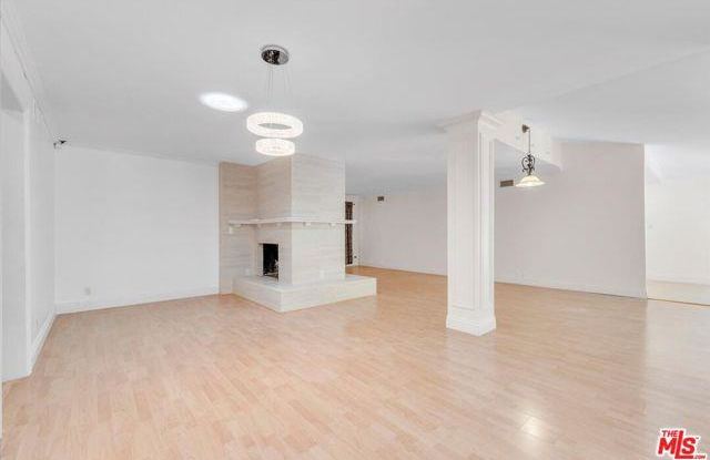 23264 Calvert Street photos photos
