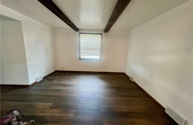 419 E Fairmont Ave Gallery 2