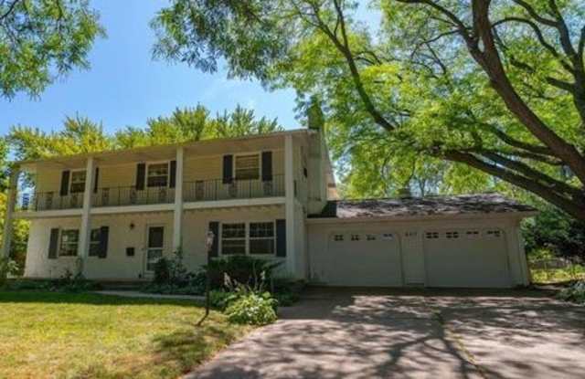 6317 Masthead Dr - 6317 Masthead Drive, Madison, WI 53705