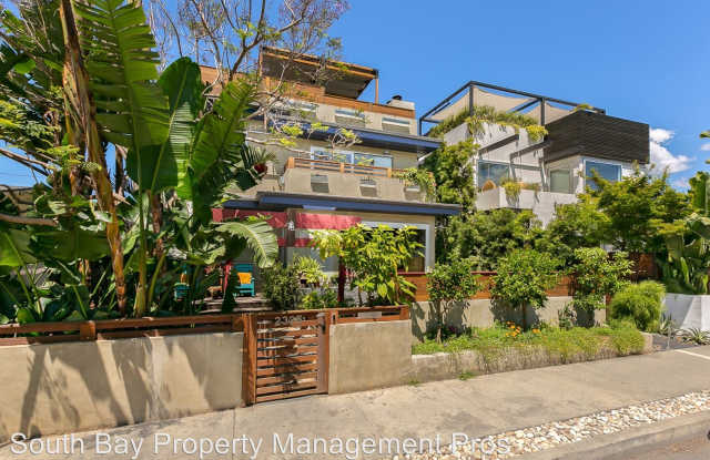 2325 McKinley Avenue Gallery 2