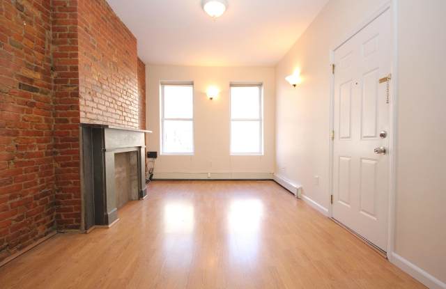 353 7th St photos photos