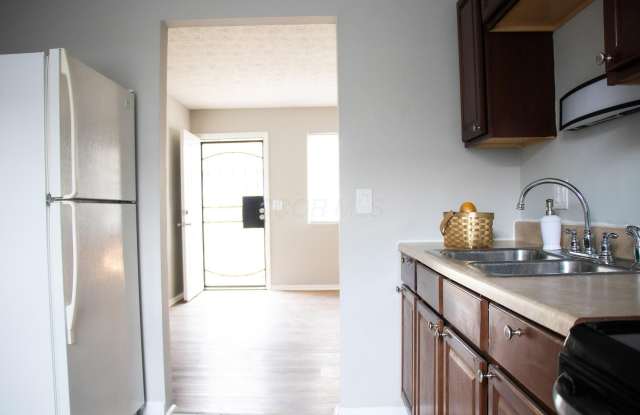2885 Atwood Terrace Gallery 4