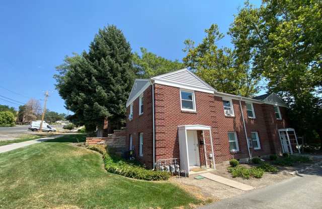 Remodeled Fully Furnished Condo in great SLC Location Gallery 3