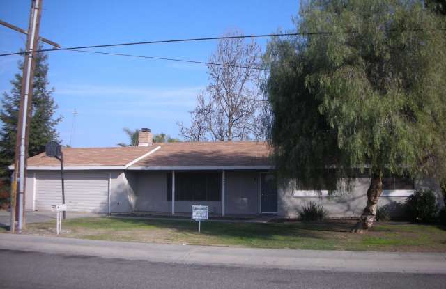 1642 S. Burke Gallery 1