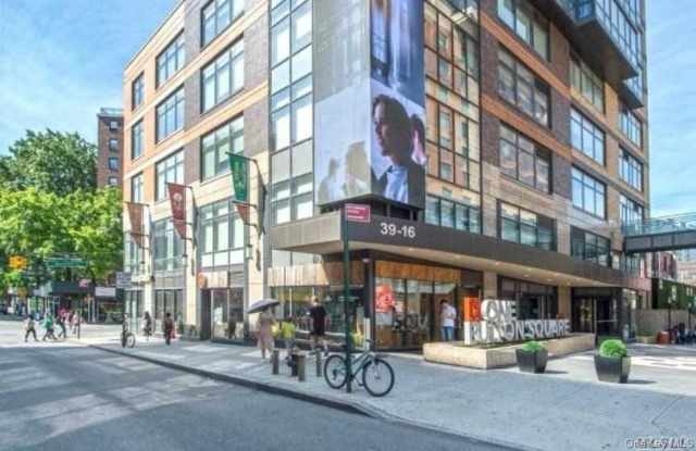 39-16 Prince Street Gallery 2