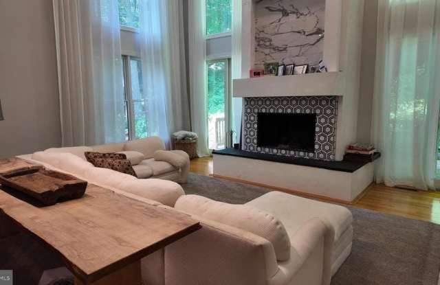 34 SANDRINGHAM ROAD photos photos
