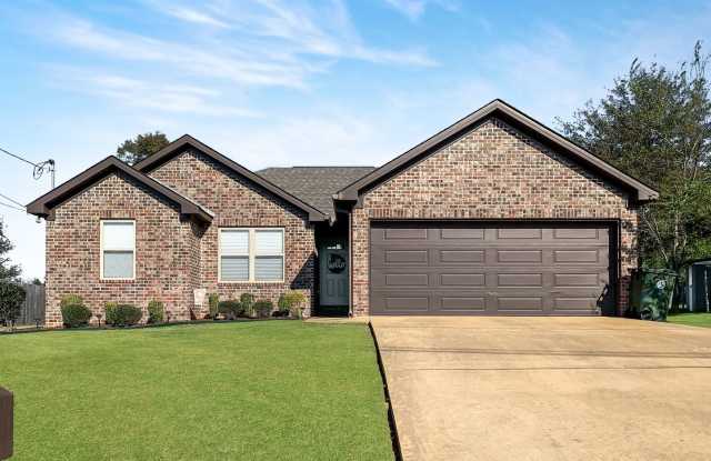 1201 17th Avenue E Tuscaloosa, AL 35404 - 1201 17th Avenue East, Tuscaloosa, AL 35404