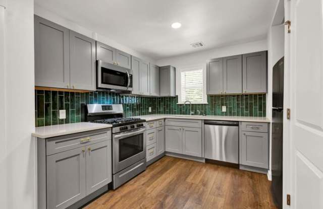 504 East Young Place photos photos