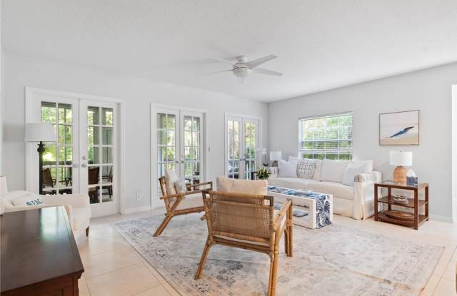 1275 Winding Oaks Circle Gallery 4