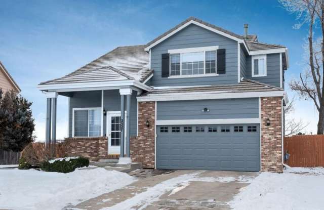 Spacious 5 BR House in Aurora photos photos