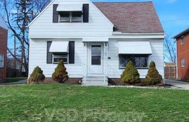 20115 Libby Rd photos photos