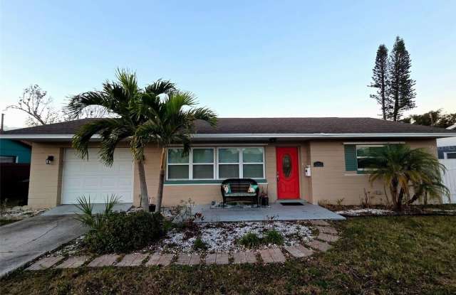 6763 35TH AVENUE N - 6763 35th Avenue North, St. Petersburg, FL 33710