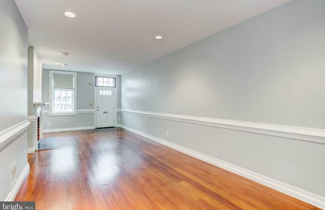 242 ALBEMARLE STREET Gallery 4