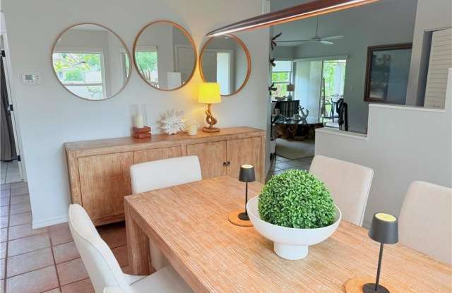 337 Emerald Bay Cir Gallery 1