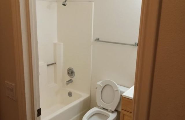 Townhome in the Spanish Palms Gallery 3