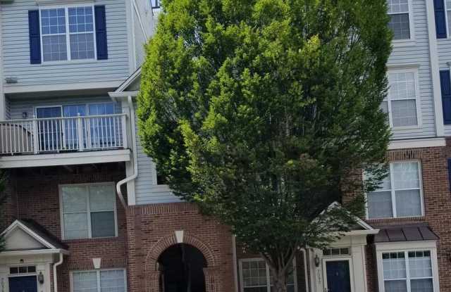 7034 FALLS REACH DRIVE - 7034 Falls Reach Drive, Idylwood, VA 22043