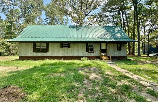 Tour Today! 2 Bed 2 Bath in East Tyler! photos photos
