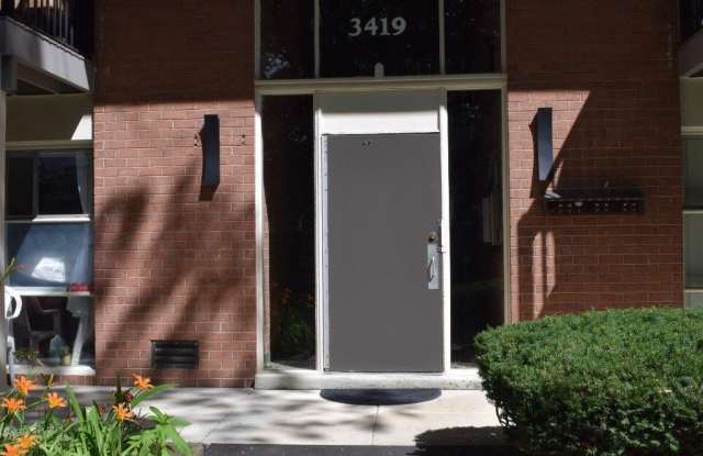 3419 UNIVERSITY Boulevard W photos photos