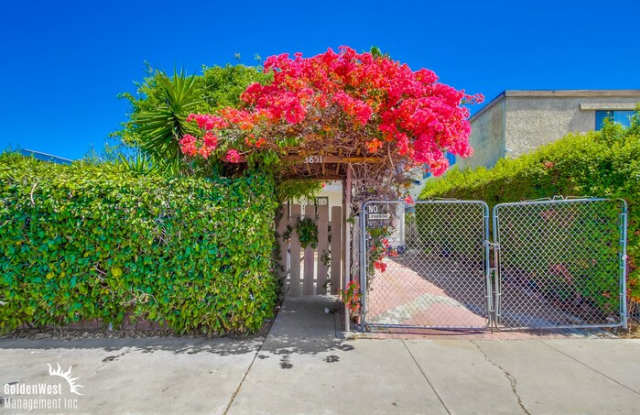 3851 42nd Street photos photos