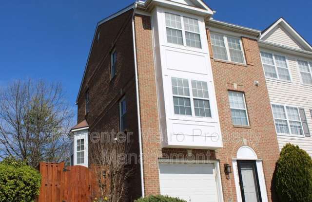 9900 Prince Royal Pl - 9900 Prince Royal Place, Largo, MD 20774
