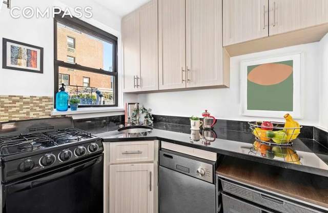 110 East 36th Street photos photos