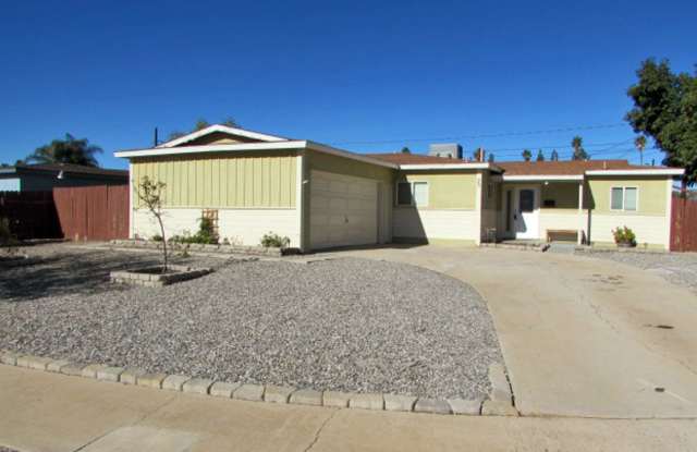 4BR/2BA house with fenced backyard in South Redlands photos photos