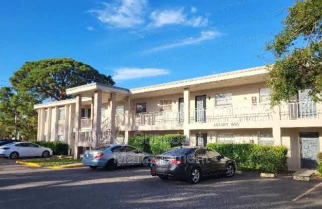 900 70th St - 900 70th Street North, St. Petersburg, FL 33710