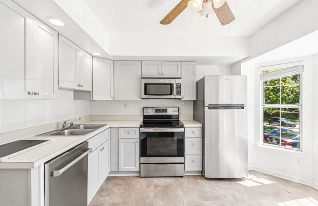 13108 Grandview Court Gallery 4