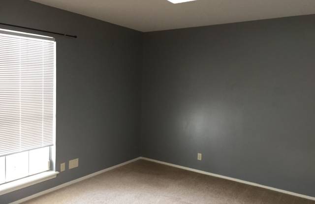 8804 Clarewood Dr Gallery 4