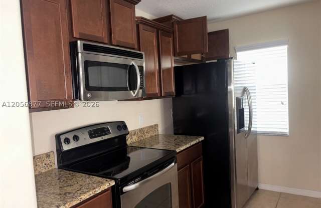 360 Carina Cir Gallery 2