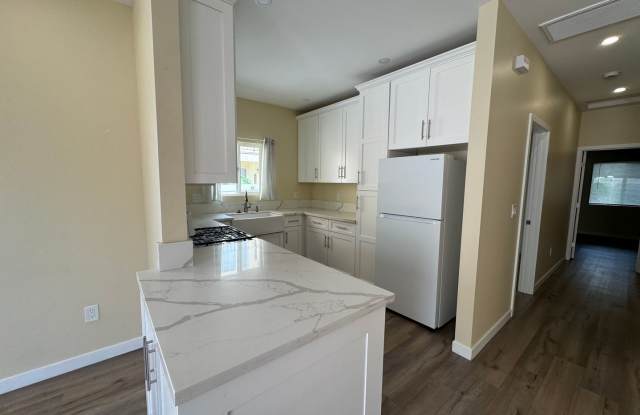2121 Ocean View Blvd photos photos